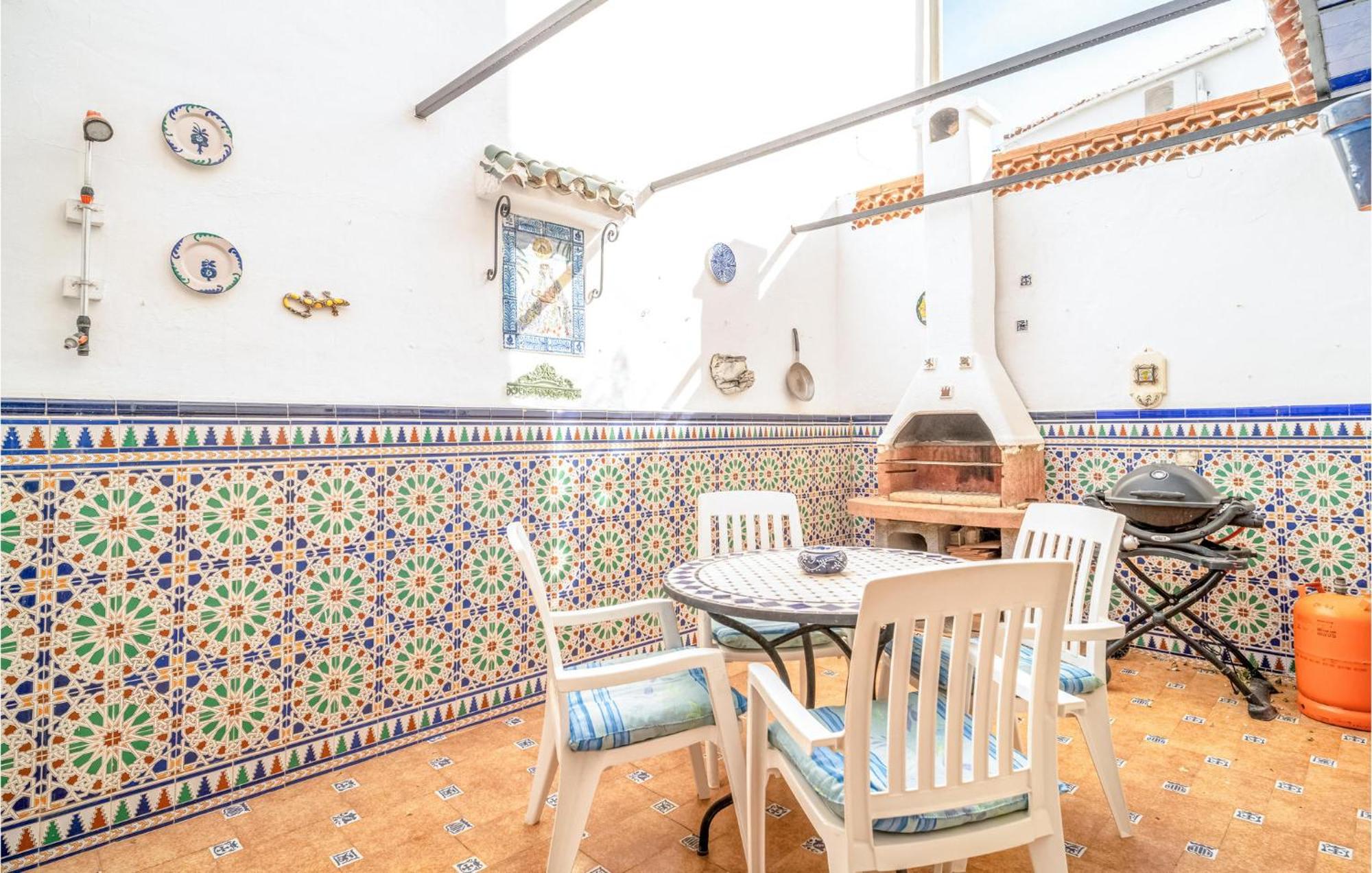 Beautiful In With Kitchenette Сasa de vacaciones Nerja